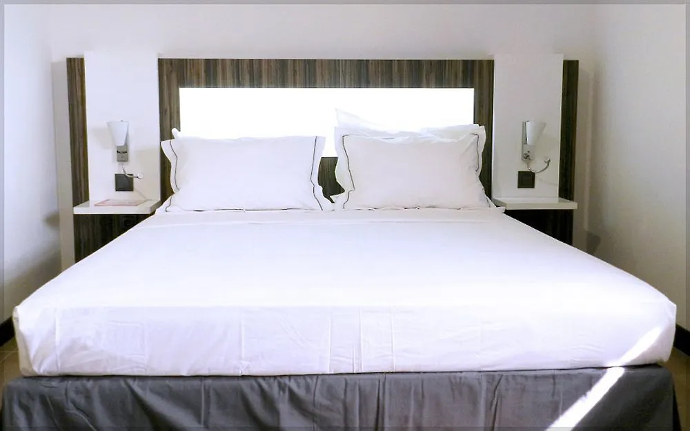 ** Hotel Residence Fort Savane Martinique